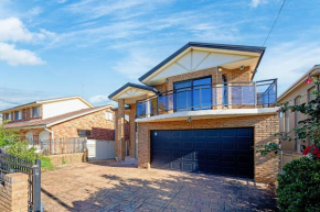 Hurstville Centre 2-level Large House